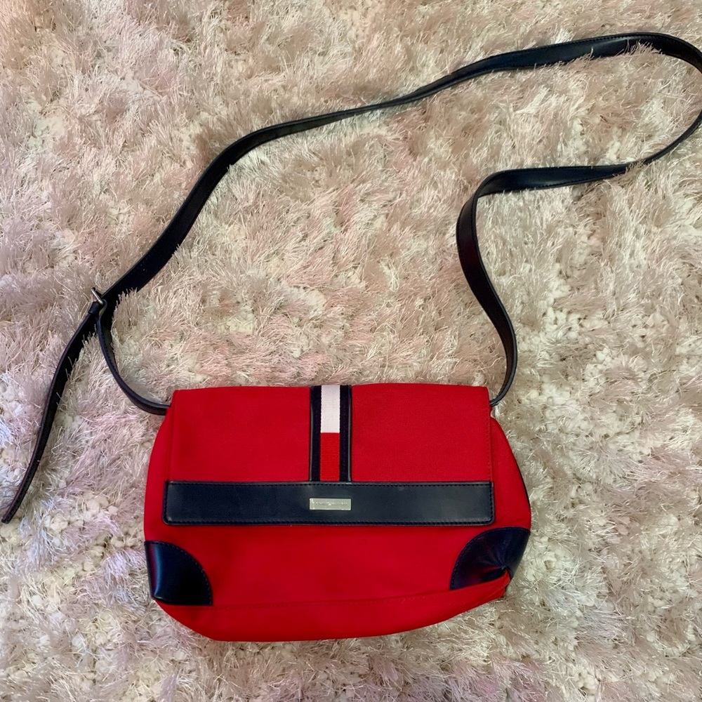 Vintage Tommy Hilfiger purse